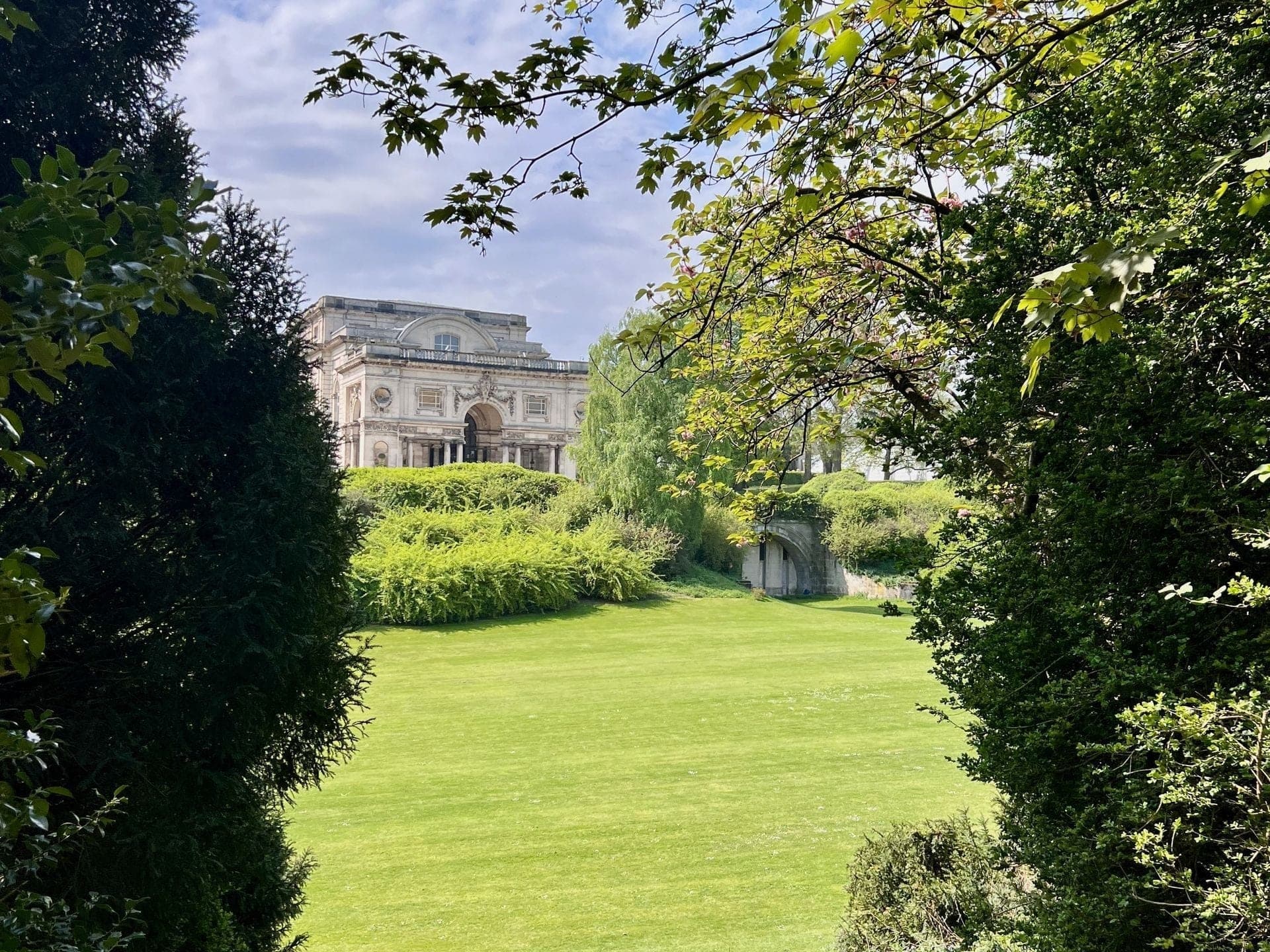 Recruitment for Family Offices Private estate seen across parkland, discreet family office world