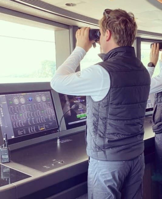 Image for "Do crew agencies get Captain jobs?"