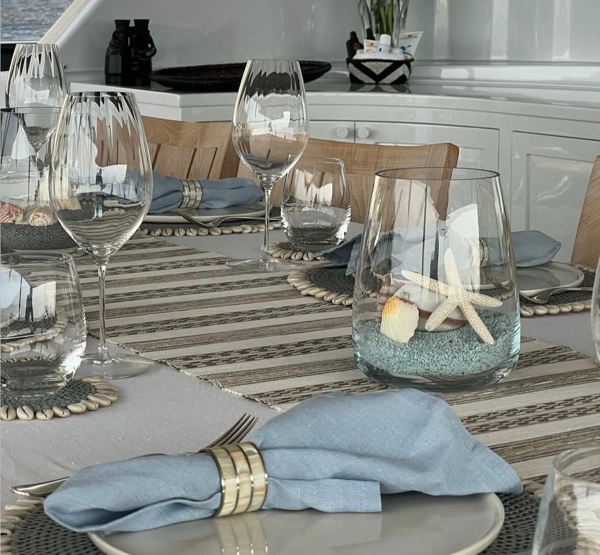Image for "The essential checklist for a superyacht-worthy formal table"