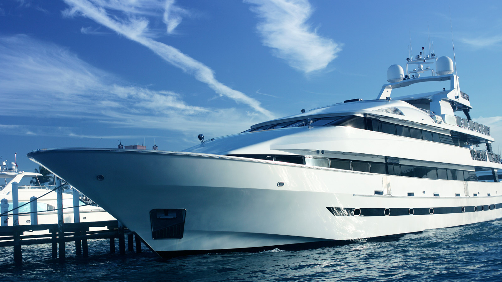 Taking the step from commercial to yachting