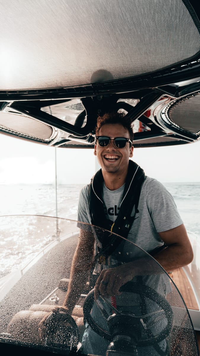 Off Duty Tender runs in Greece_CREDIT william_bruce Insta