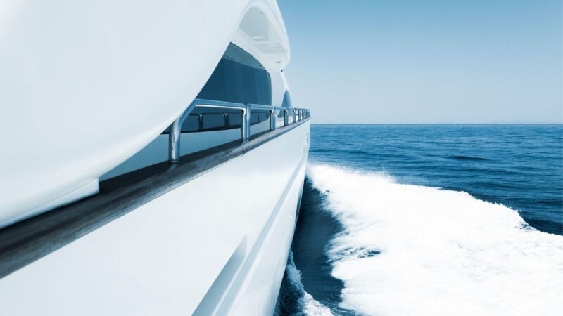 hiring superyacht crew
