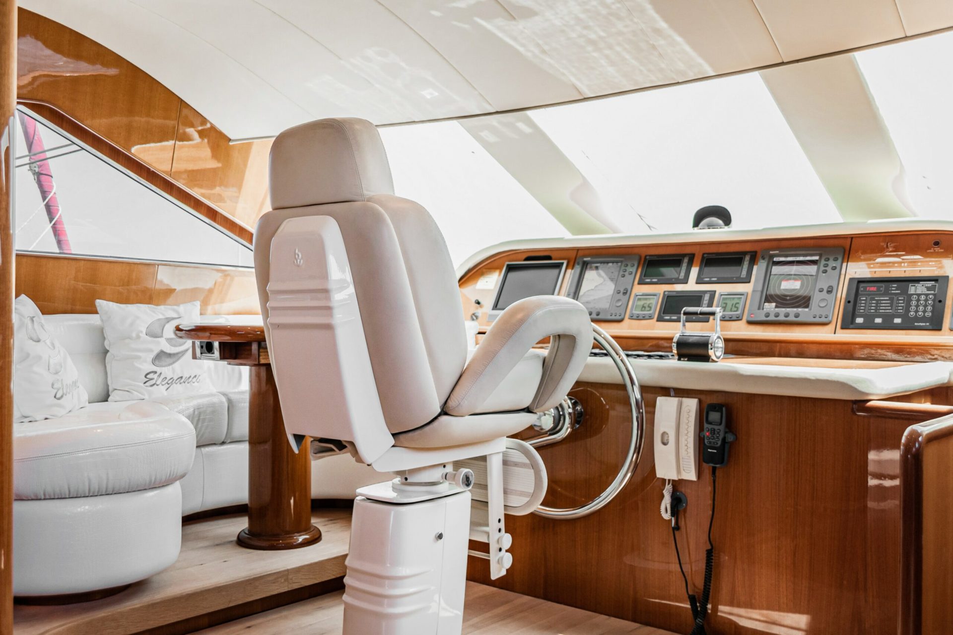 Captain salary superyacht