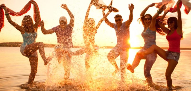 8 management techniques that will help you hold on to your yacht crew