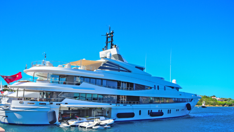 yacht tender deckhands